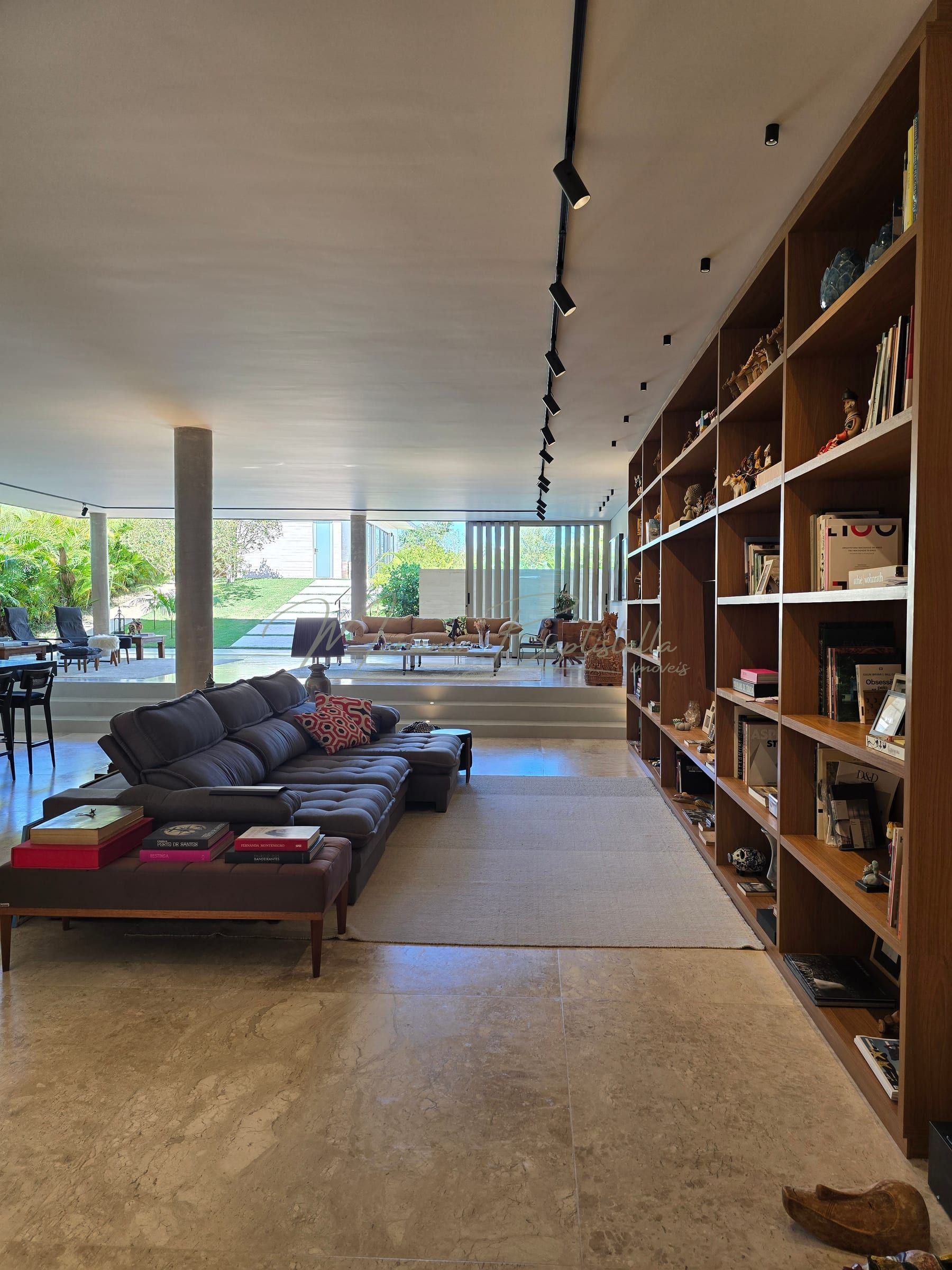 Casa cinematográfica no Ville de France