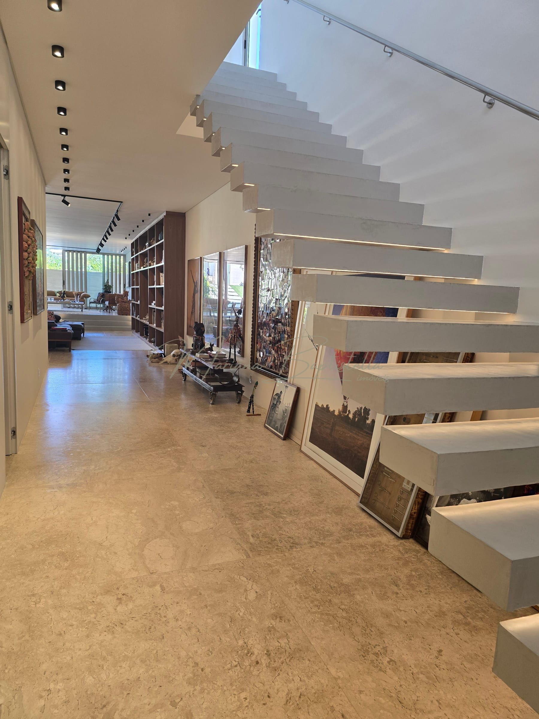Casa cinematográfica no Ville de France