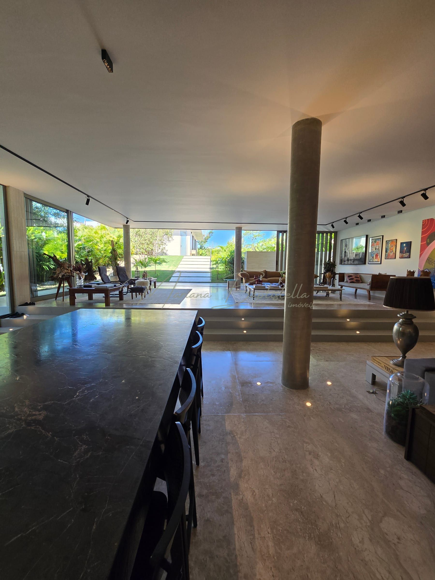 Casa cinematográfica no Ville de France